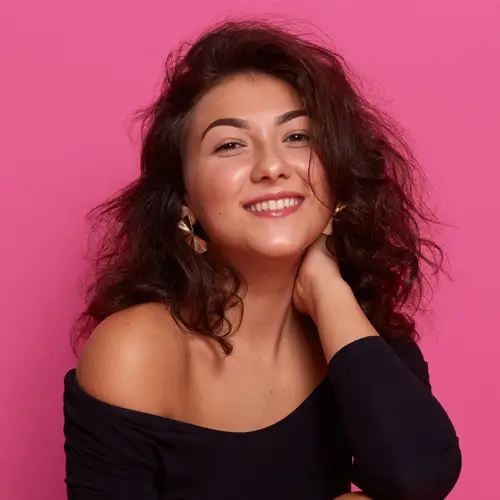 Mirela Santos